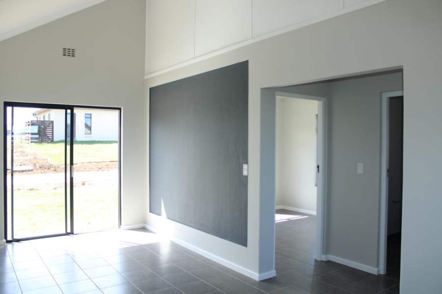 2 Bedroom Property for Sale in Kidds Beach Eastern Cape